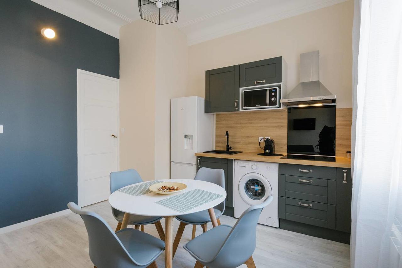 Flat Saint Charles Apartment Marseille Bagian luar foto